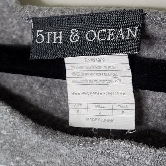 5th & Ocean Scoop Neck Long sleeve Okc Thunder sweatshirt Ladies size Small - Picture 4 of 8